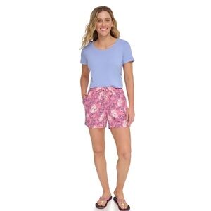 NWT Margaritaville No Passport Required Short  Size M